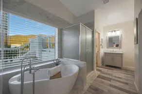 Luksus Brugerdefineret 3500sf Hacienda med privat båd på Arrowhead Lakes - Image 4