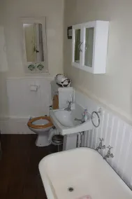 Charming 17th Century Cottage In Croscombe, Somerset - Image 2
