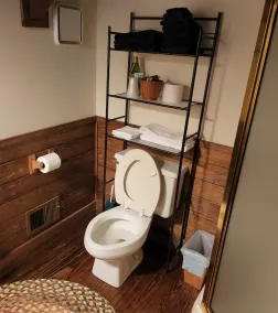Vista Greystone Lodge-Incredible view!! Streaming tvs! Wifi! Private! Sleeps 10! - Image 5