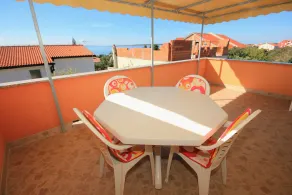 One bedroom apartment with terrace and sea view Mandre, Pag (A-9354-c) - Image 5