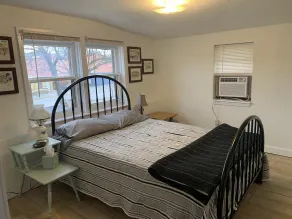 Cheerful 2 bedroom cabin in beautiful Medicine Park! - Image 3