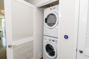 2BR Uptown Furnished Apartment near Truist Fields apts - Image 3
