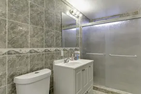 Large 5 bedroom charmer wIth pool - Image 4