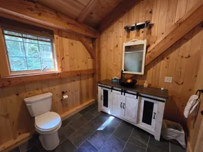 Newly constructed Timber Frame home on 7 acres only 4.5 miles from Dreams Park! - Image 4