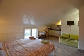 Galant studio 8 with balcony - Image 5