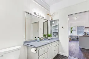 Newly Renovated Modern Cottage: Walk into Historic Wailuku Town! - Image 2