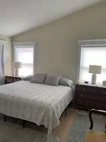 Renovated home one floor living, 2 bedrooms and 2 bathrooms - Image 5