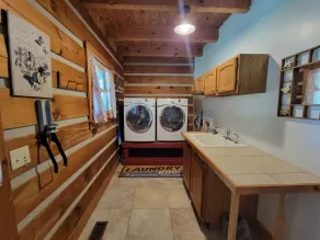 20% OFF Lake View Retreat- Lake & Mountain View, Hot Tub, Fire Pit, Porch Swing - Image 4