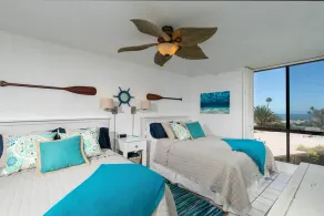 Nouvelle liste! Délicieuse vue sur l'océan face à l'ouest avec un intérieur magnifique! - Image 5
