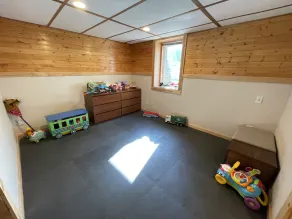 Charming 2 Bed 1 Bath Home W/Fully Fenced in Back yard - Image 2