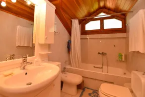 Agios Konstantinos peaceful Beach 3bdr apartment - Image 5