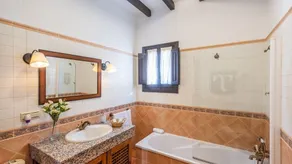 Casa Castillo Malaga by Ruralidays - Image 4