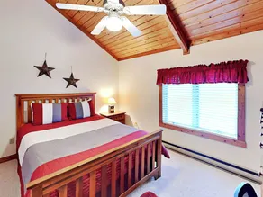 Alpine Loft and Lake - Image 5