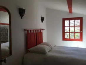 Ecolodge Au fil de l'eau, avec piscine intérieure et parc arboré - Image 5