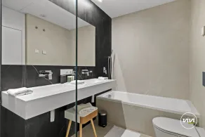 Sunrise | Beachfront apartment with Pool,Sauna & Gym in Torremolinos - Image 3