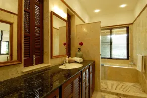 NAI HARN BEACH - Outstanding 6 Bedroom Pool Villa - Image 3