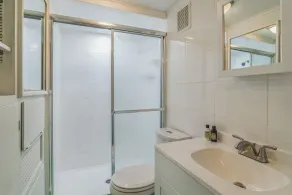 Sidney Lodging 3 Bedroom Home - Image 4