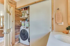 Cozy Cabin \"Hygge\" Getaway- Explore the Gorge - Image 2