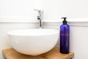 Luxueuse cabane de berger côtière + bain à remous, dôme repas et cuisine extérieure - Image 3