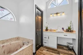 Relaxing Family Retreat In The Heart Of Sebastian 3 Bedroom Home - Image 4