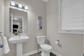 Luxurious and Beautiful, Ottawa - Image 4