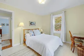 Hamptons 4BR Bay Access 6.5 miles to US Open, 3 mi Dune Rd. Beaches,  - Image 5
