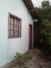 House in the middle of nature. - Image 5