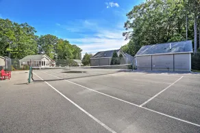 Wells Beach Cottage w/ Pool Access ~ 1 Mi to Coast - Image 5