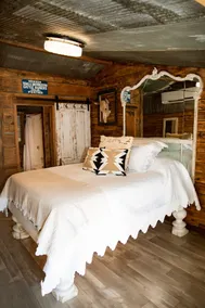 The Cowgirl Room at The 303 - Image 4