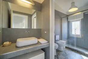 Pitagora, beachfront apartment with panoramic view - Image 2