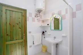 Ferienhaus \"mirtagru Ena casa vacanze\" mit 2 privaten Terrassen und WLAN - Image 3