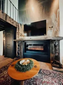 Unique Modern - Rustic Retreat - Image 2