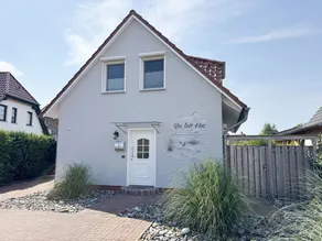 F: Ferienhaus Uns lütt Hus mit Sauna, Kamin & Terrasse - Ferienhaus Uns lütt Hus - Image 2