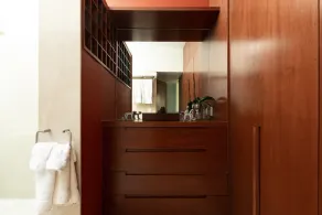 Loft artístico com muita iluminação - Image 4