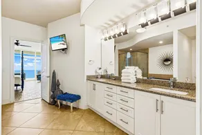 Fantastiske FALL priser! BOOK NU & SPAR * 4. FLR * LUX & KOMFY! Turquoise Place 404C - Image 3