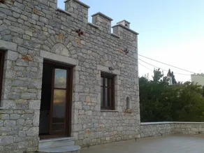 Stone villa with seasonal swimming pool. - Image 5