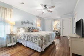 Reizend Haus 2 Bedroom Home by RedAwning - Image 5