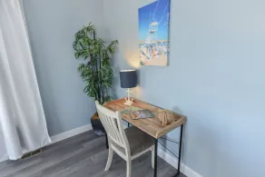Spectacular home - waterfront, private beach, pools, family fun, pet friendly - Image 2