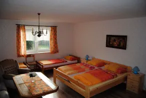 Ferienwohnung In Beliebtem Gästehaus Mit Fahrradverleih In Ländlicher Gegend - Image 5