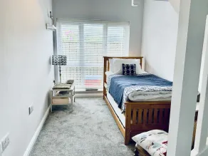 1 Bed Cottage - Sleeps 2 - Wifi - Image 3
