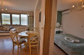 Miracle -perfect apartment with charming seaview, romantic white and comfortable - Image 4