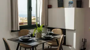 Espléndido apartamento ideal para familias con piscina, barbacoa y jardín - Image 3