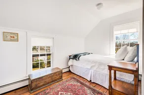 CHARMING COTTAGE NEAR OCEAN BEACHES, FARM STAND, TRAIN & VILLAGE - RR#: 24-872 - Image 5