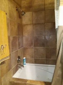 2 Bedroom with Finished Basement Duplex Close to Downtown Indianapolis  - Image 3