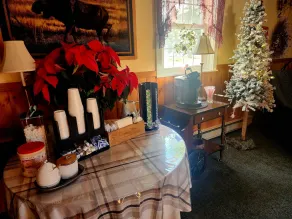 Covered Bridge Riverview Lodge - Image 4