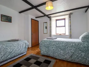 Rock Cottage - Image 4