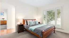 Tranquility in Cowes - Pets, Fireplace, WiFi, Linen, 350m Beach, 4 Bdrms - Image 4
