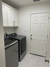 Newly Modern Home- 10 Minutes from Downtown Little Rock and River Market - Image 2