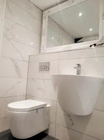 Luxury Penthouse on Waterside Knaresborough - Image 5