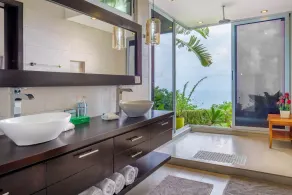 Tropical Modern Masterpiece: 3br/3.5b Infinity pool w/ World Class Ocean Views. - Image 3